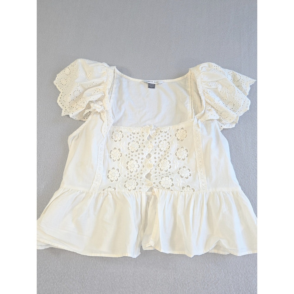 American Eagle Eyelet Peplum Top Womens Small Cream Boho Crochet Flutter Sleeve